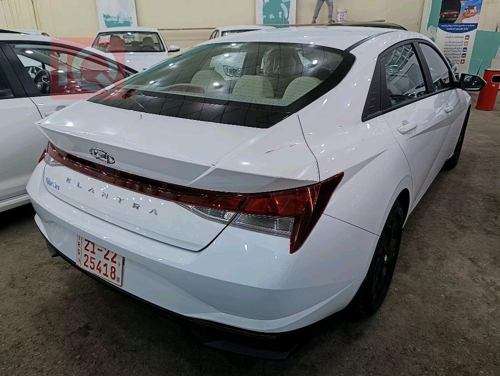 هیوندای ئەلەنترا